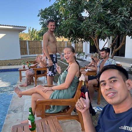 Satu Hati Hotel Ekas Bagian luar foto
