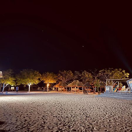 Satu Hati Hotel Ekas Bagian luar foto