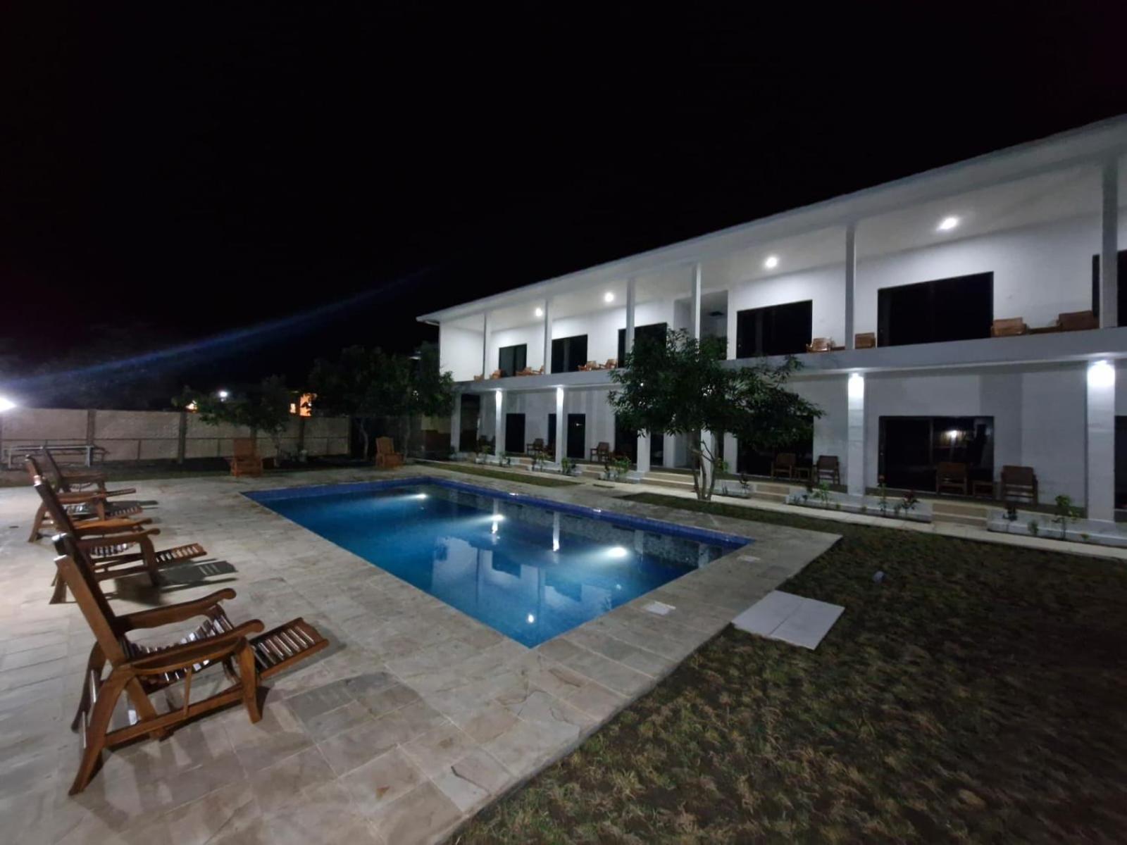 Satu Hati Hotel Ekas Bagian luar foto