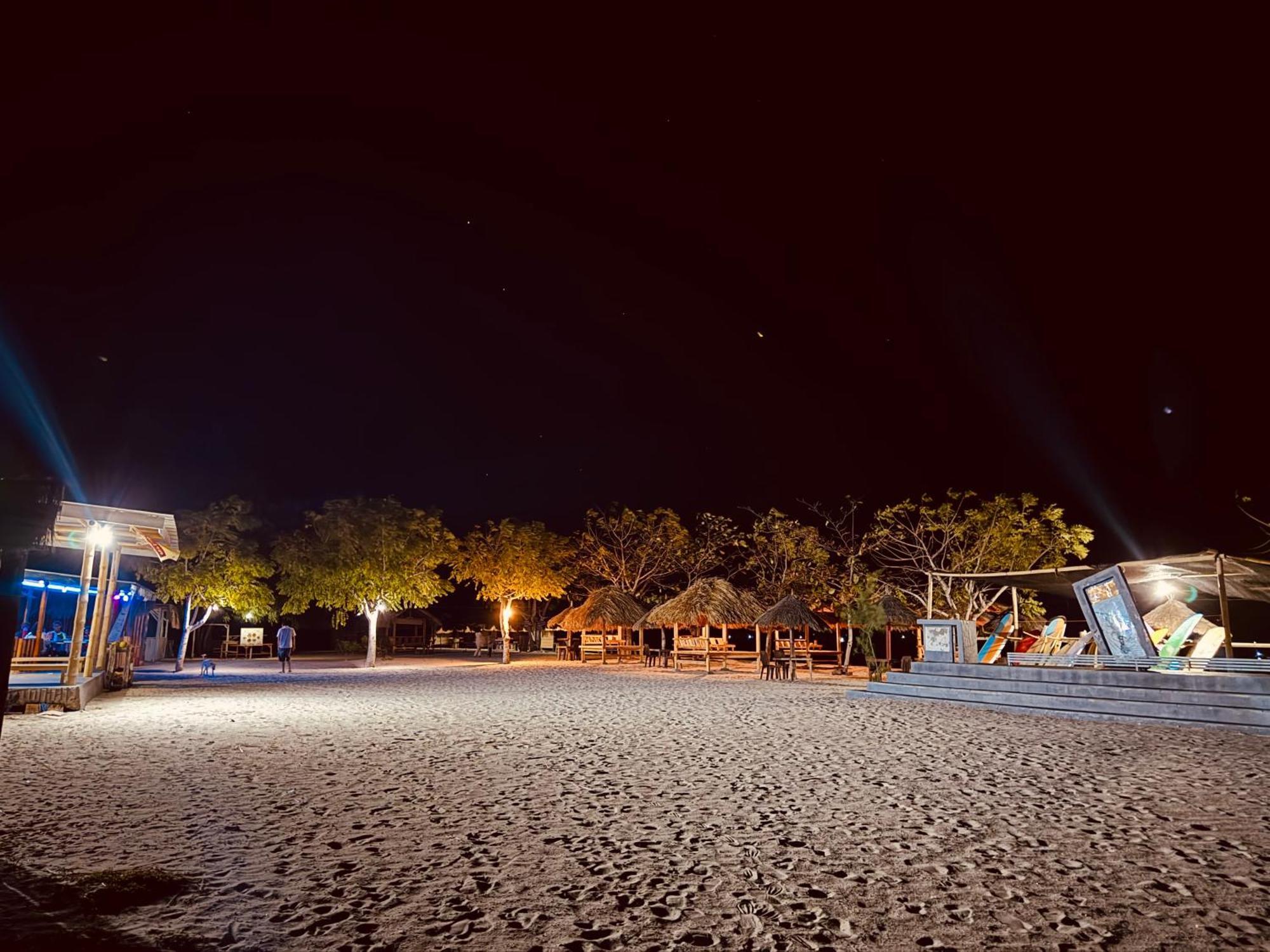 Satu Hati Hotel Ekas Bagian luar foto