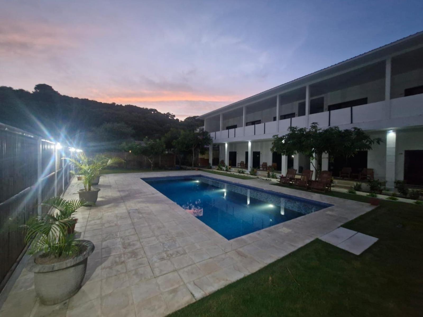 Satu Hati Hotel Ekas Bagian luar foto