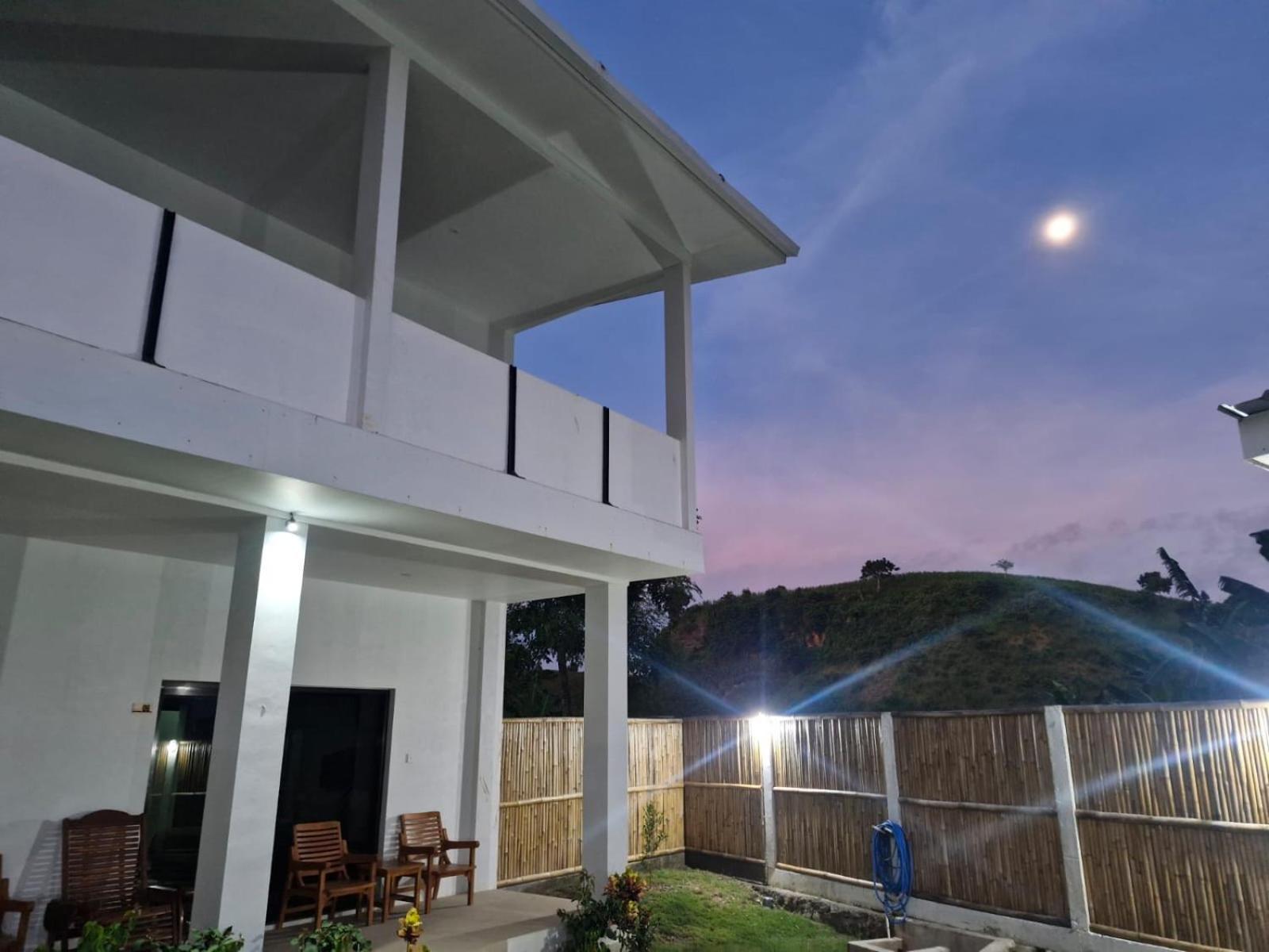 Satu Hati Hotel Ekas Bagian luar foto